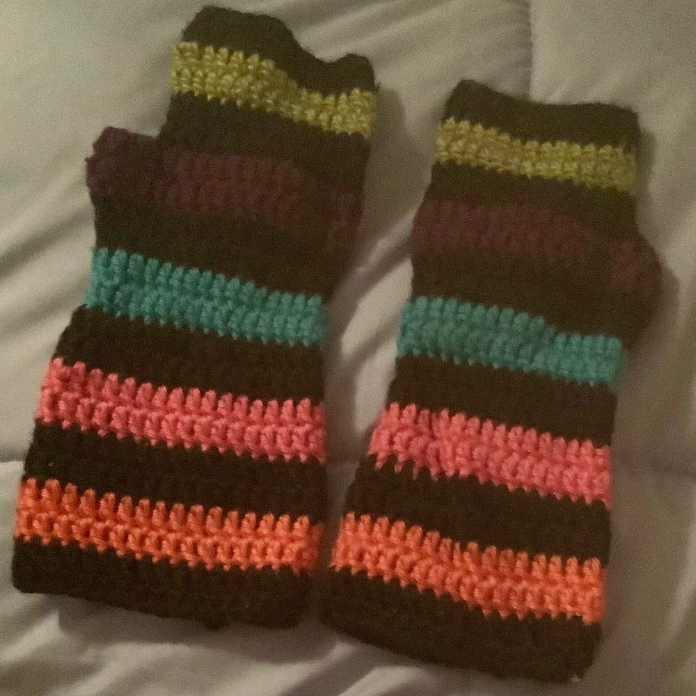 NEW LISTING‼️Crochet Fingerless Gloves/Arm Warmers